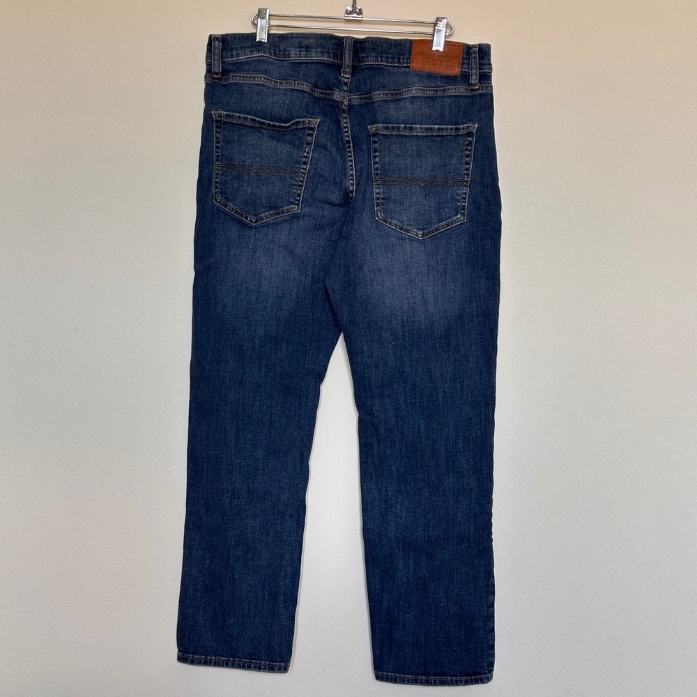 Lucky Brand 410 Athletic Straight Jeans Mens 34x29 Dark Wash Blue Denim Stretch - Picture 2 of 12